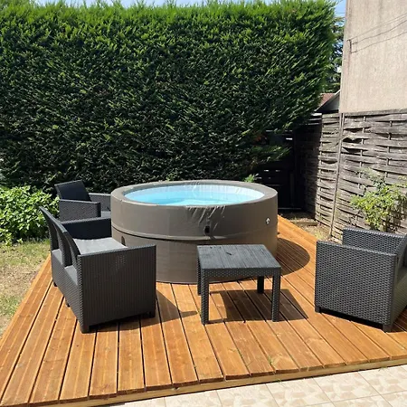 Grande Maison 6 Holiday home Marmande